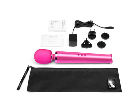 Le Wand Rechargeable Massager Magenta